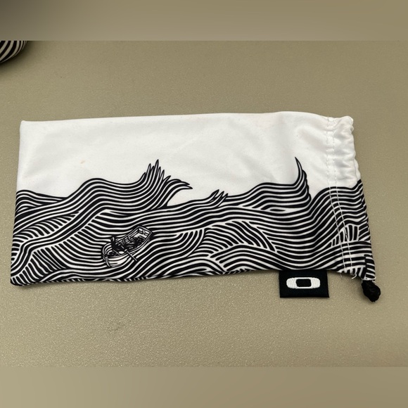 Oakley Stanley Donwood Jupiter Sunglasses - Picture 10 of 11